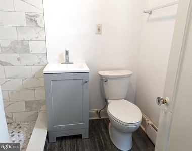 5606 Ridge Avenue - Photo Thumbnail 3