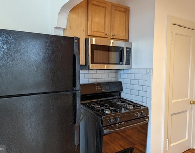 5606 Ridge Avenue - Photo Thumbnail 2