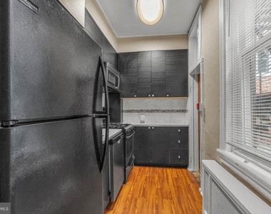 1536 Pine Street - Photo Thumbnail 3