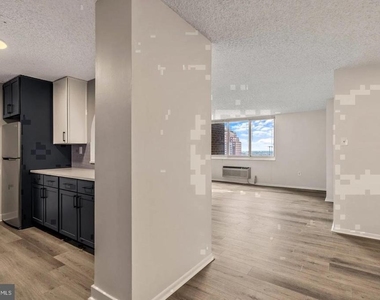1500 Locust Street - Photo Thumbnail 13