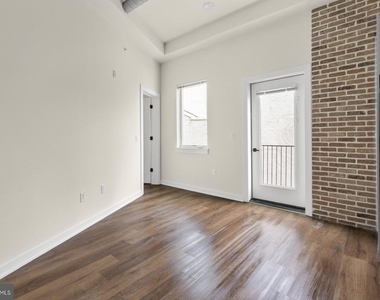 2401 Frankford Avenue - Photo Thumbnail 12