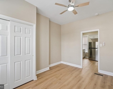 740 N 37th Street - Photo Thumbnail 3