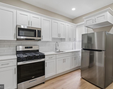 740 N 37th Street - Photo Thumbnail 2