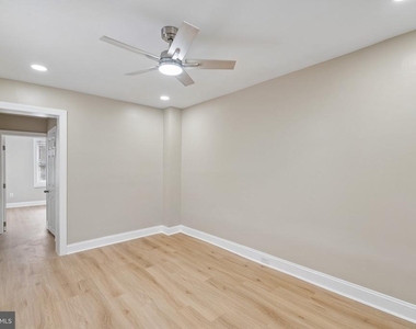 740 N 37th Street - Photo Thumbnail 6