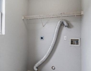 141 E Wild Senna Dr - Photo Thumbnail 14