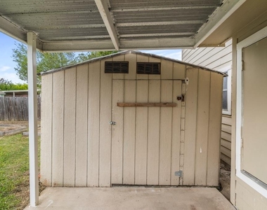 141 E Wild Senna Dr - Photo Thumbnail 26