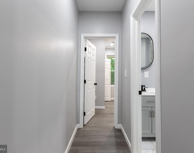 1615 S Conestoga Street - Photo Thumbnail 39