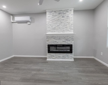1615 S Conestoga Street - Photo Thumbnail 15
