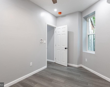1615 S Conestoga Street - Photo Thumbnail 38