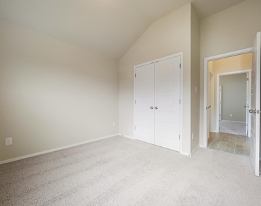 13701 Ronald W Reagan Blvd - Photo Thumbnail 18