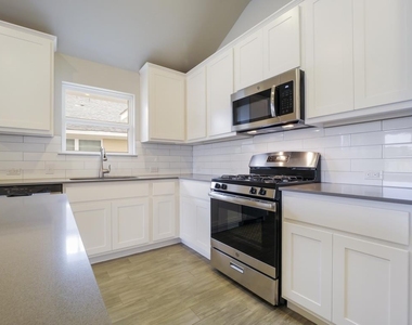 13701 Ronald W Reagan Blvd - Photo Thumbnail 10
