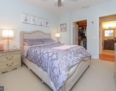 1600 Arch Street - Photo Thumbnail 10