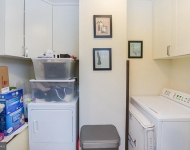 1600 Arch Street - Photo Thumbnail 11