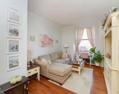 1600 Arch Street - Photo Thumbnail 5