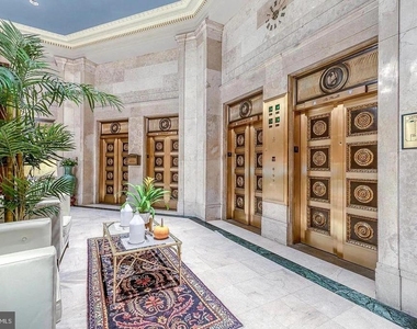 1600 Arch Street - Photo Thumbnail 16