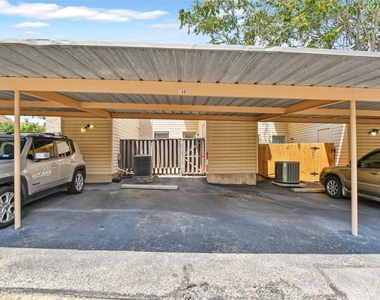 8400 Jamestown Dr - Photo Thumbnail 10