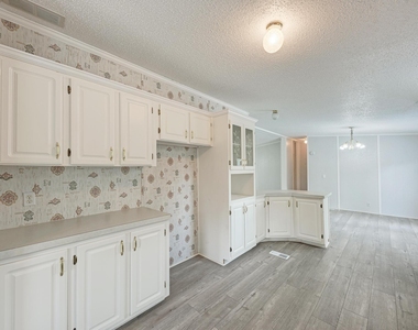 107 Long Shadow Dr - Photo Thumbnail 12