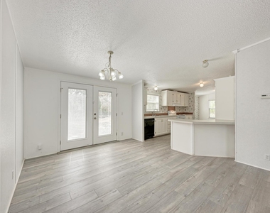 107 Long Shadow Dr - Photo Thumbnail 8