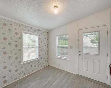 107 Long Shadow Dr - Photo Thumbnail 15