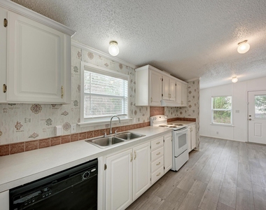 107 Long Shadow Dr - Photo Thumbnail 11