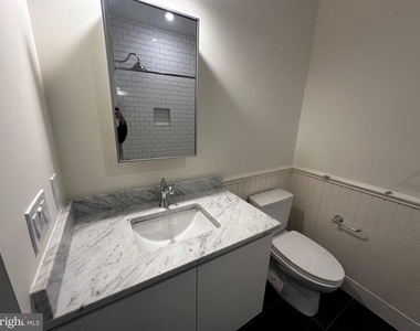 1801 N Howard Street - Photo Thumbnail 13