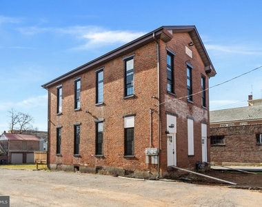 424 Chestnut Street - Photo Thumbnail 35