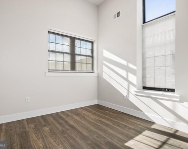 424 Chestnut Street - Photo Thumbnail 29