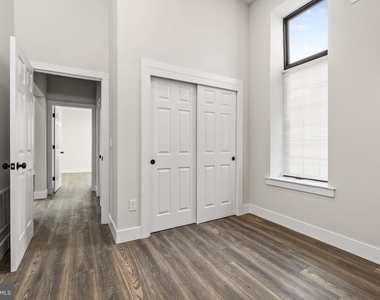 424 Chestnut Street - Photo Thumbnail 31