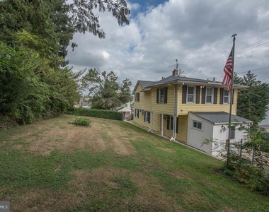 101 Merion Avenue - Photo Thumbnail 22
