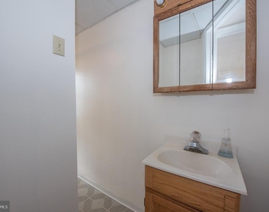 101 Merion Avenue - Photo Thumbnail 15
