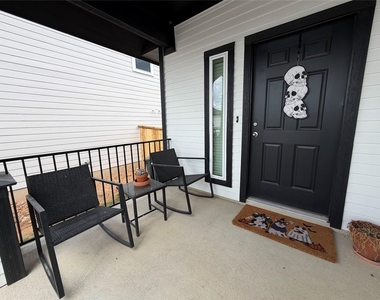 11917 Murano Dr - Photo Thumbnail 1