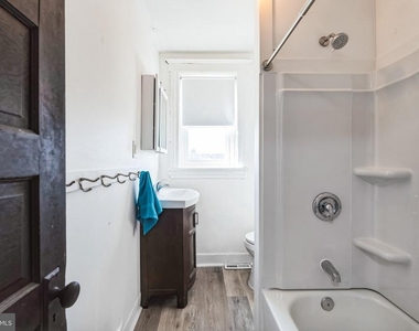 101 Selma Street - Photo Thumbnail 12