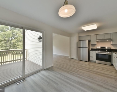 401 Jene Court - Photo Thumbnail 14