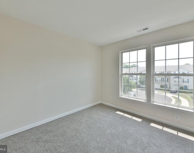 401 Jene Court - Photo Thumbnail 26