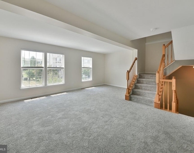 401 Jene Court - Photo Thumbnail 19