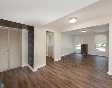 401 Jene Court - Photo Thumbnail 6