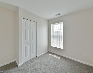 401 Jene Court - Photo Thumbnail 32