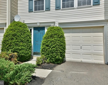 401 Jene Court - Photo Thumbnail 2