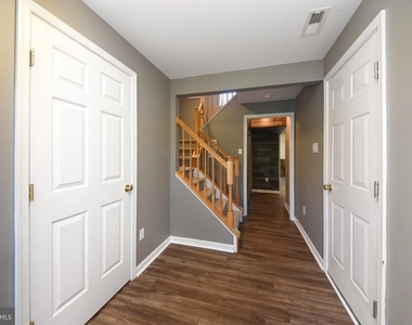 401 Jene Court - Photo Thumbnail 3