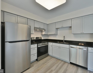 401 Jene Court - Photo Thumbnail 12