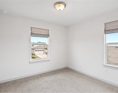 10006 Baden Ln - Photo Thumbnail 19