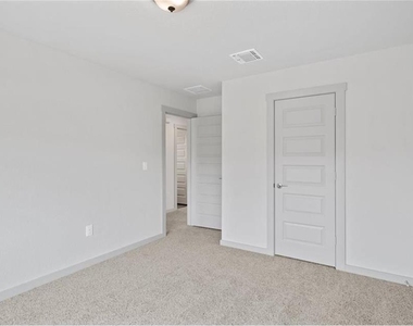 10006 Baden Ln - Photo Thumbnail 22