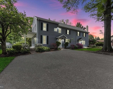 310 Cedar Lane - Photo Thumbnail 24