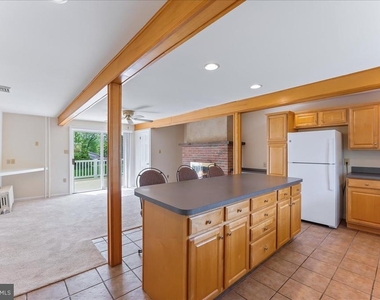 310 Cedar Lane - Photo Thumbnail 6