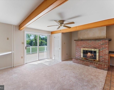 310 Cedar Lane - Photo Thumbnail 9