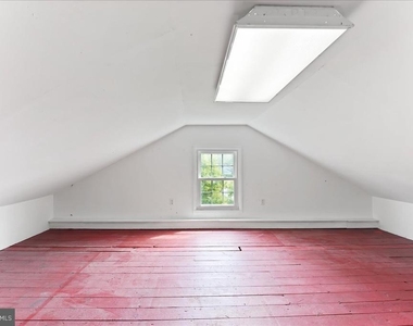 310 Cedar Lane - Photo Thumbnail 21