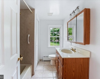 310 Cedar Lane - Photo Thumbnail 17