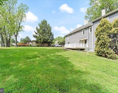 310 Cedar Lane - Photo Thumbnail 23