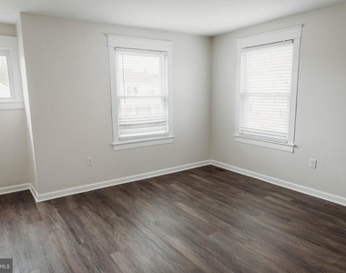 233 Leon Avenue - Photo Thumbnail 11