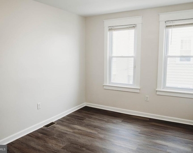233 Leon Avenue - Photo Thumbnail 17